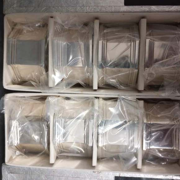 Eterna # J778 Genuine Silver Plate 2 - 4 Piece Napkin Ring Set NIB - Picture 2 of 3